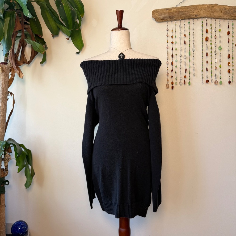 BCBGMAXAZRIA Black Off The Shoulder Sweater Mini Dress Y2K Coquette Goth L